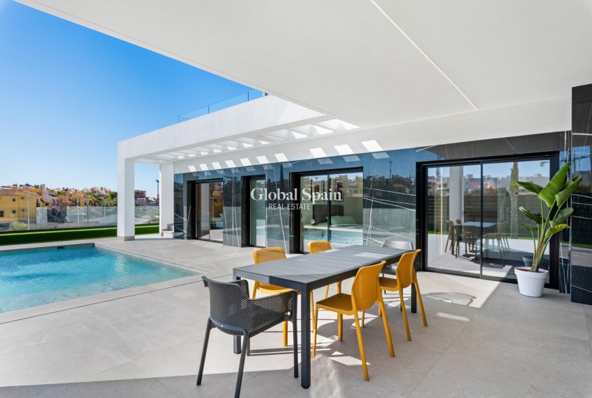 Nueva construcción  - VILLA -
ALGORFA - LA FINCA GOLF / ALGORFA