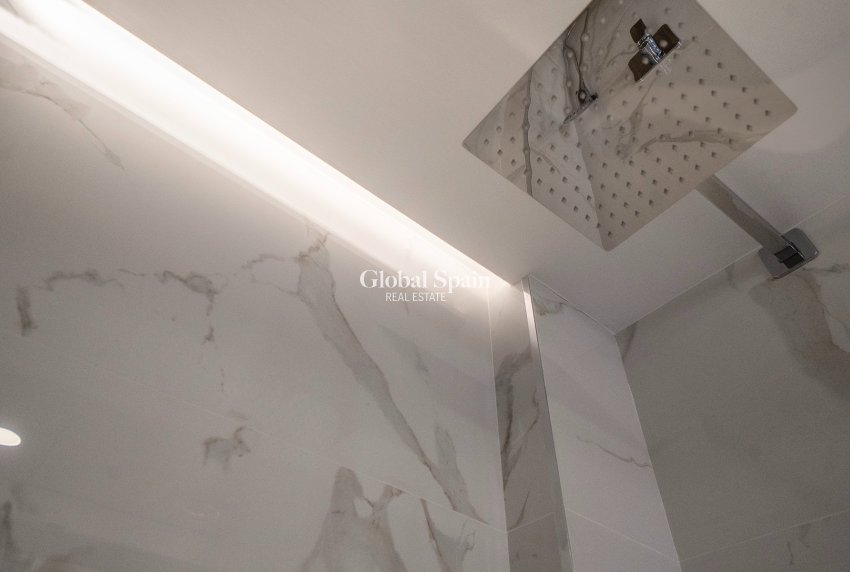 Nueva construcción  - Villa -
ALGORFA - LA FINCA GOLF / ALGORFA