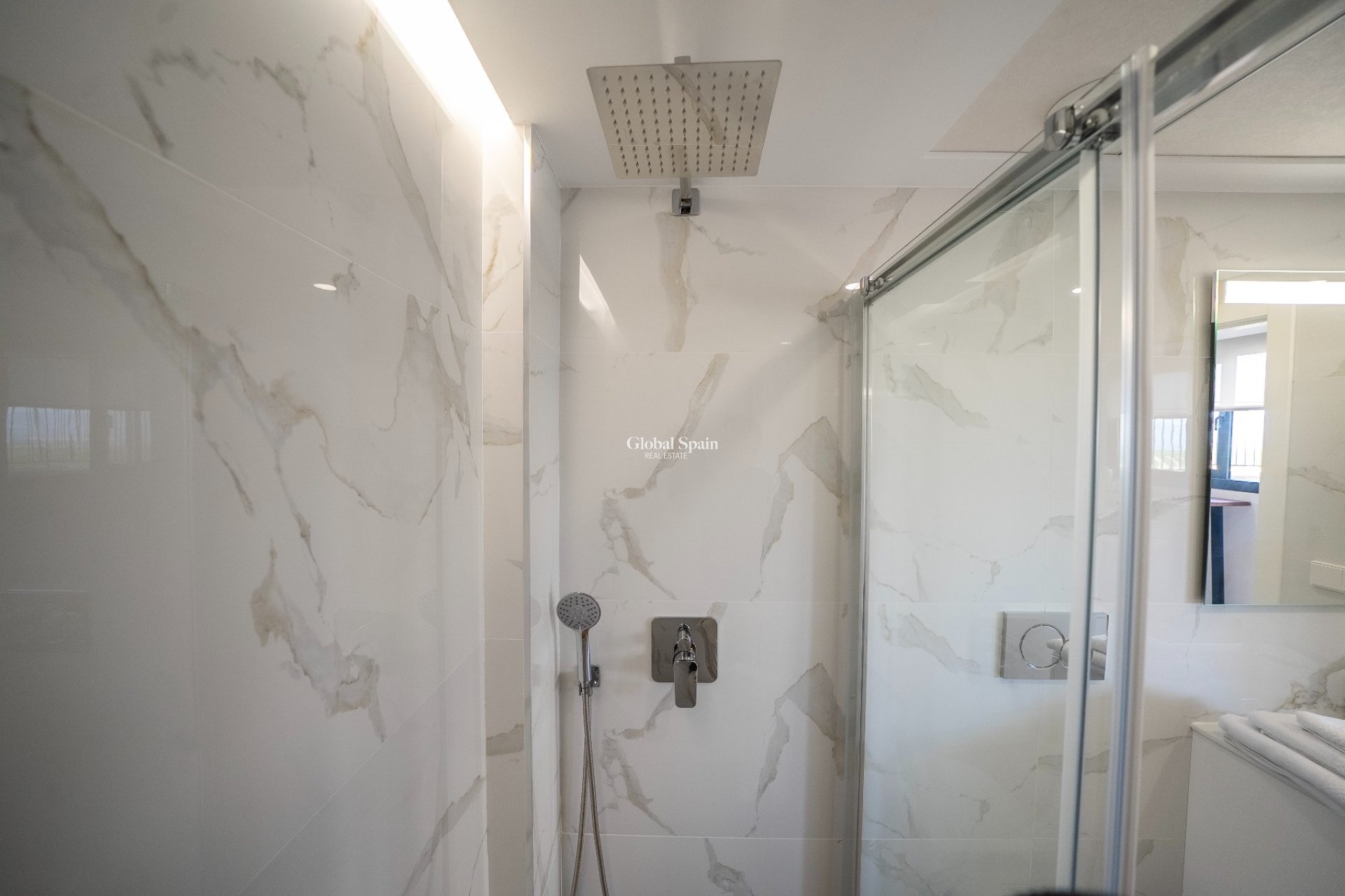 Nueva construcción  - Villa -
ALGORFA - LA FINCA GOLF / ALGORFA