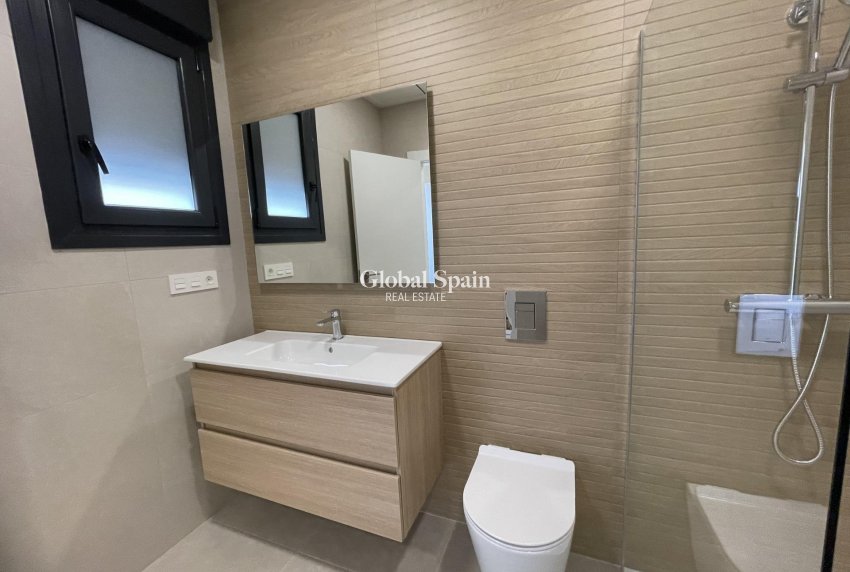 Nueva construcción  - VILLA -
ALMORADÍ - Heredades