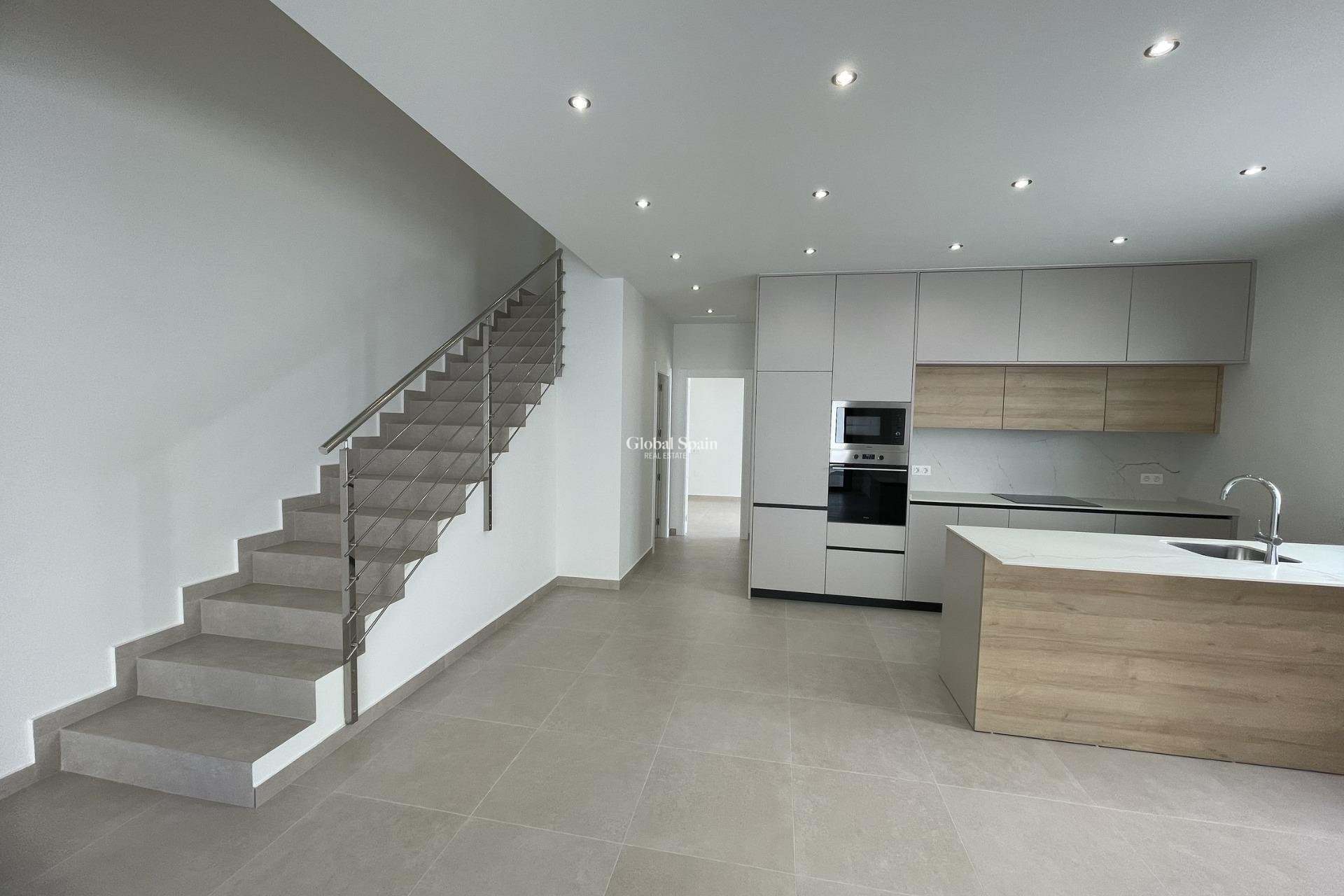 Nueva construcción  - VILLA -
ALMORADÍ - Heredades