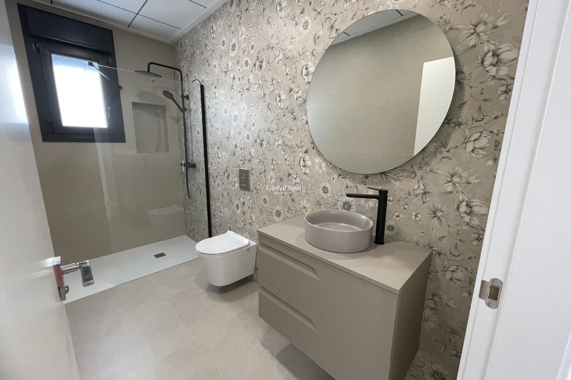 Nueva construcción  - VILLA -
ALMORADÍ - Heredades