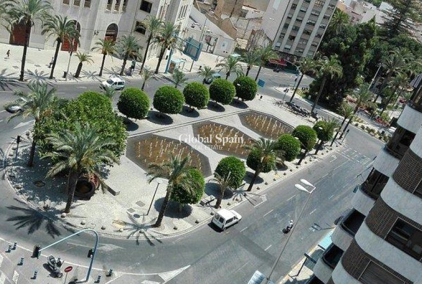 Nueva construcción  - VILLA -
ASPE - Centro