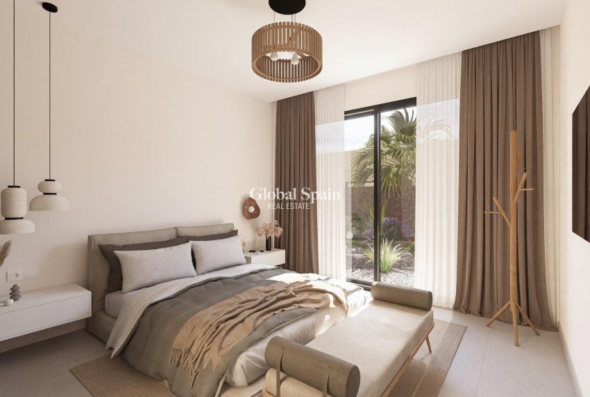 Nueva construcción  - VILLA -
BAÑOS Y MENDIGO - Altaona Golf