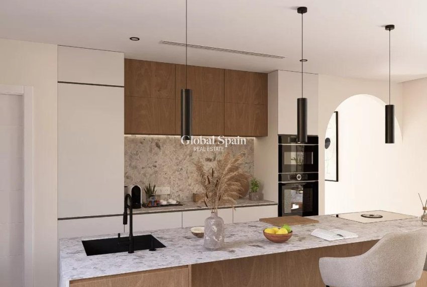 Nueva construcción  - VILLA -
BAÑOS Y MENDIGO - Altaona Golf