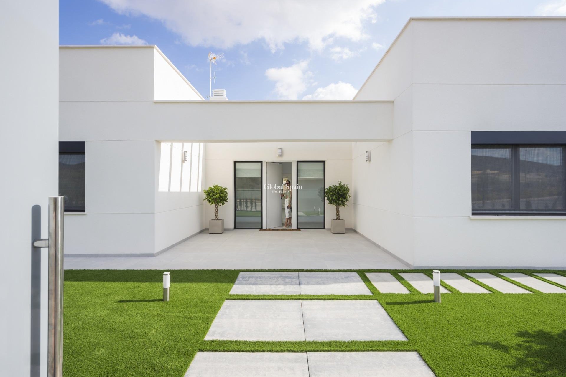 Nueva construcción  - VILLA -
BAÑOS Y MENDIGO - Altaona Golf