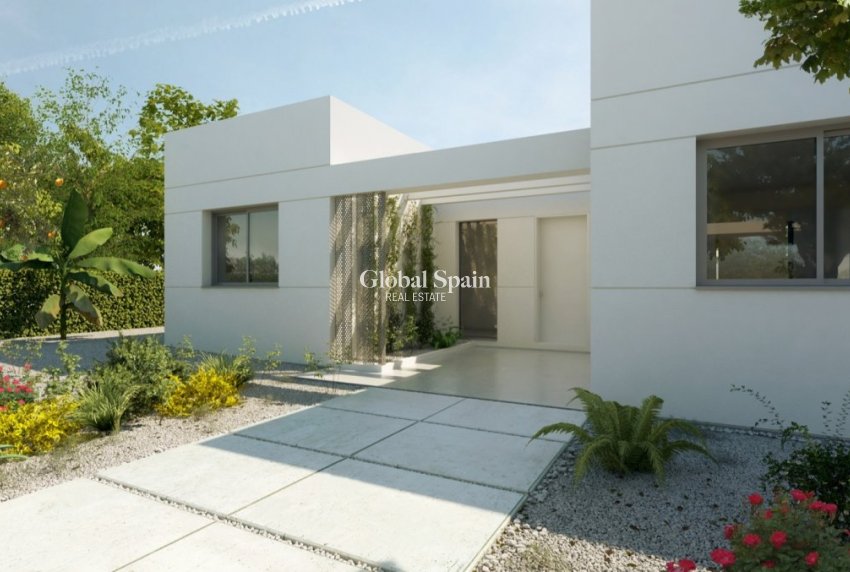 Nueva construcción  - VILLA -
BAÑOS Y MENDIGO - Altaona Golf