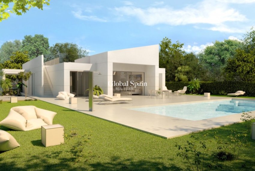 Nueva construcción  - VILLA -
BAÑOS Y MENDIGO - Altaona Golf