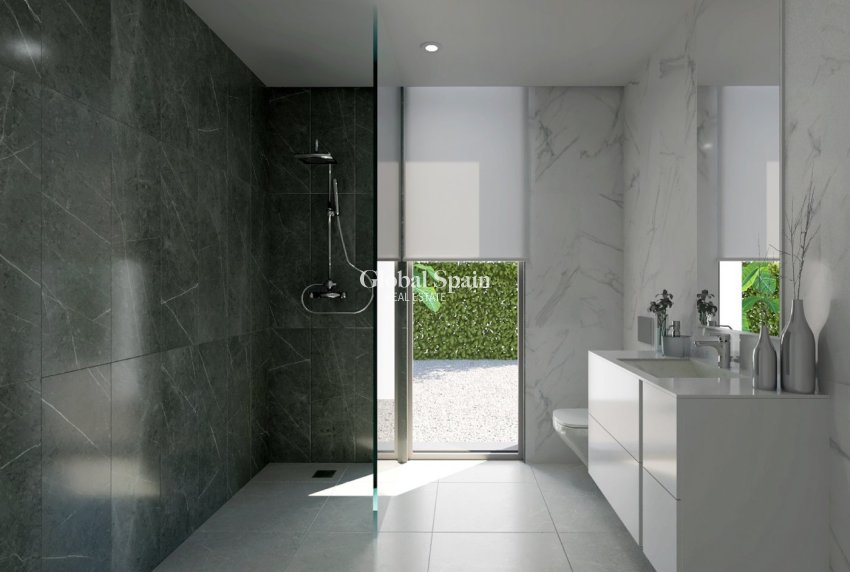 Nueva construcción  - VILLA -
BAÑOS Y MENDIGO - Altaona Golf