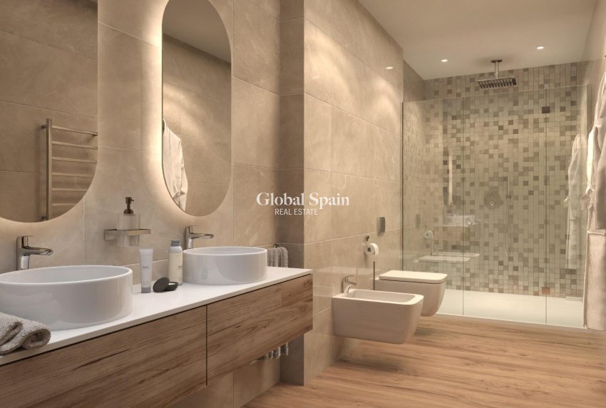Nueva construcción  - VILLA -
BENAHAVÍS - El Paraiso Golf