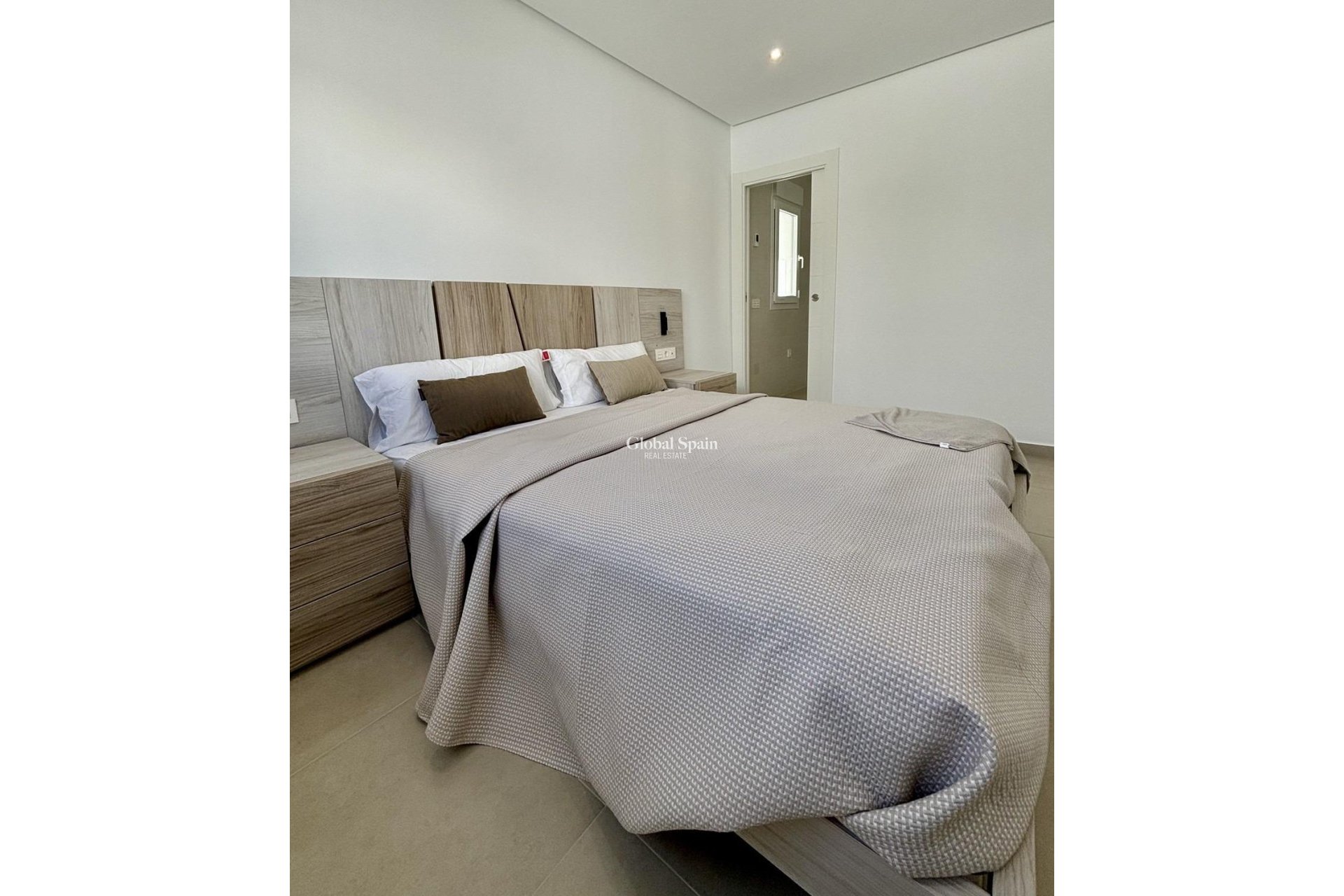 Nueva construcción  - VILLA -
BENIJÓFAR - Pueblo