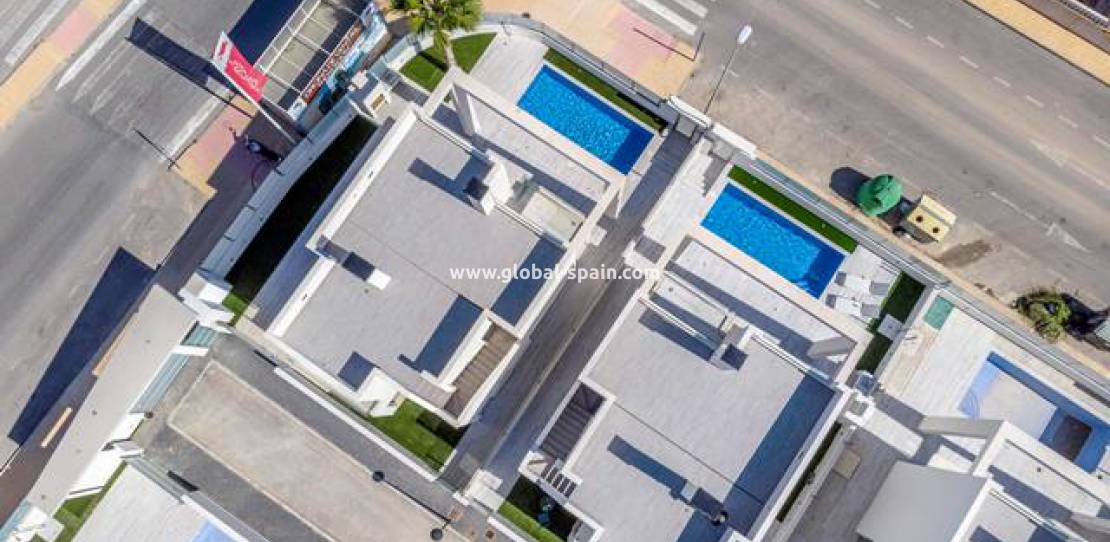 Nueva construcción  - Villa - Cabo Roig