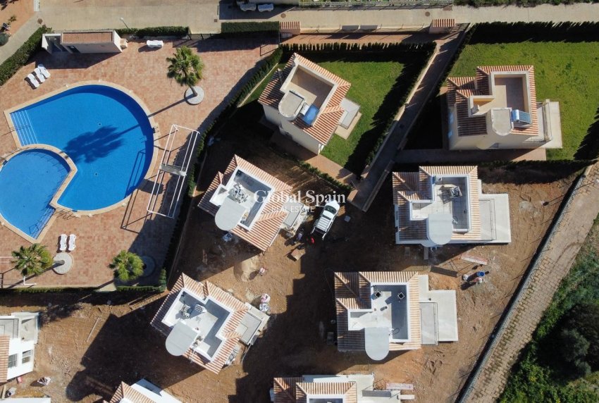 Nueva construcción  - VILLA -
CAMPOS