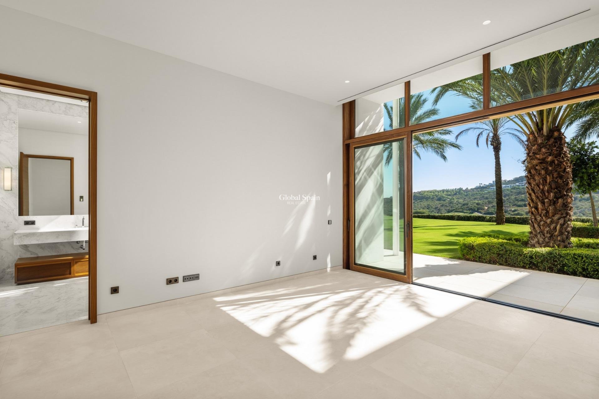 Nueva construcción  - Villa -
Casares - Pedregales
