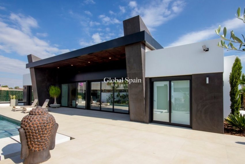 Nueva construcción  - Villa -
CIUDAD QUESADA