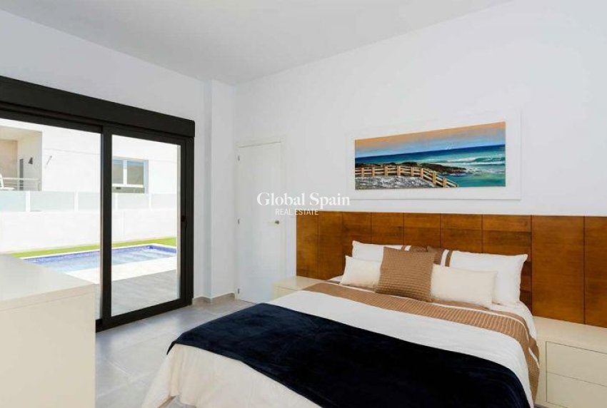 Nueva construcción  - VILLA -
DAYA NUEVA - CENTRO