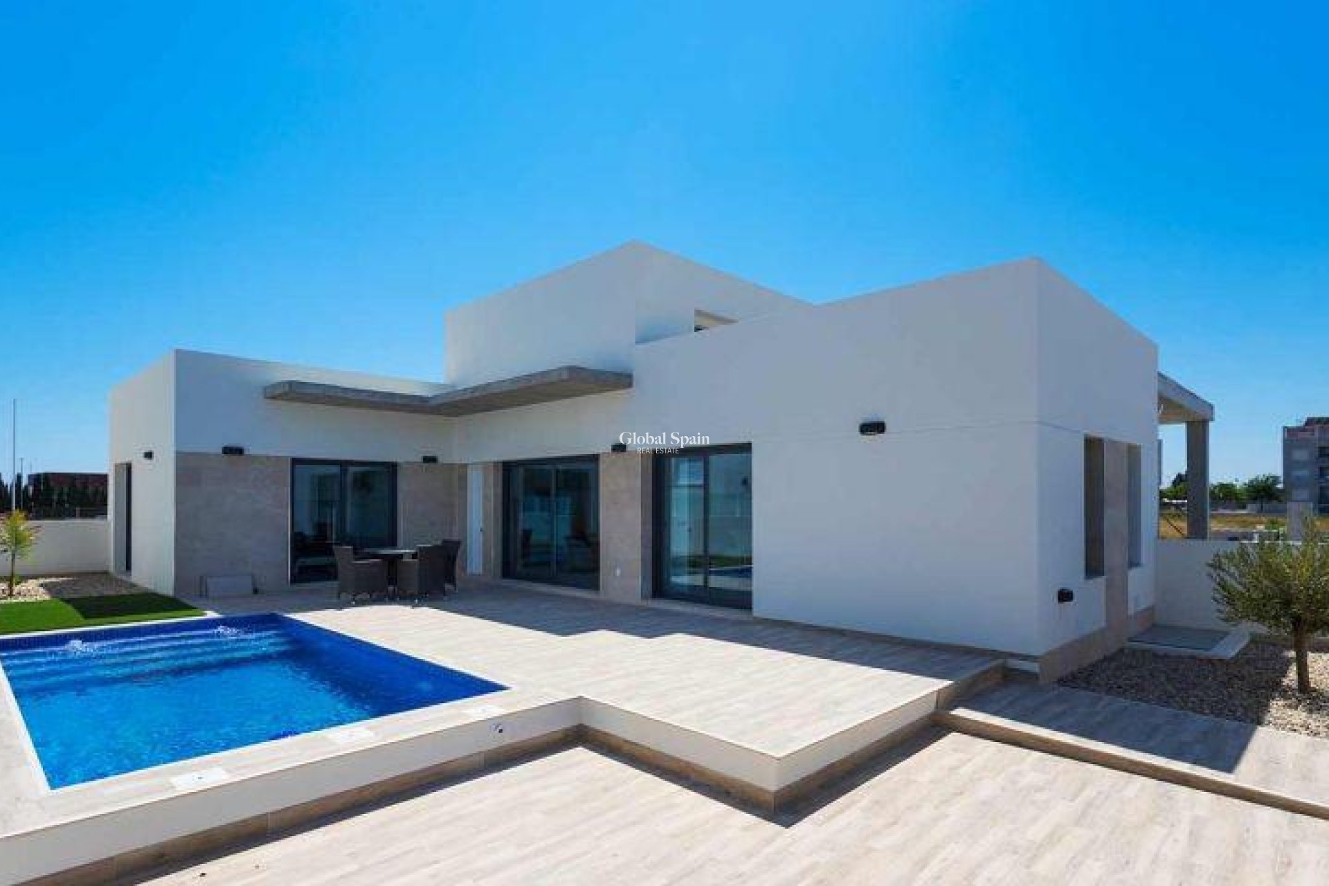 Nueva construcción  - VILLA -
DAYA NUEVA - CENTRO