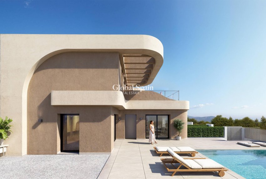 Nueva construcción  - VILLA -
DAYA NUEVA - pueblo