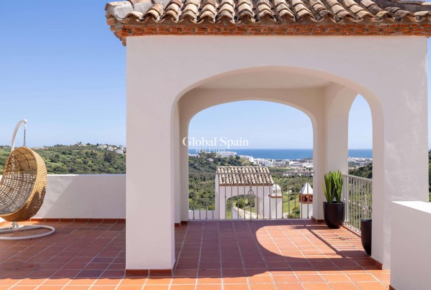 Nueva construcción  - VILLA -
ESTEPONA - Azata Golf