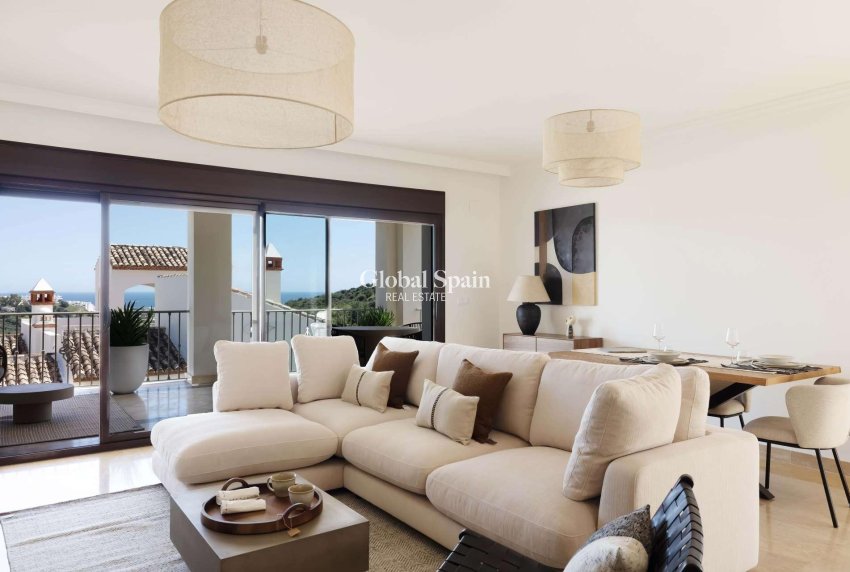 Nueva construcción  - VILLA -
ESTEPONA - Azata Golf