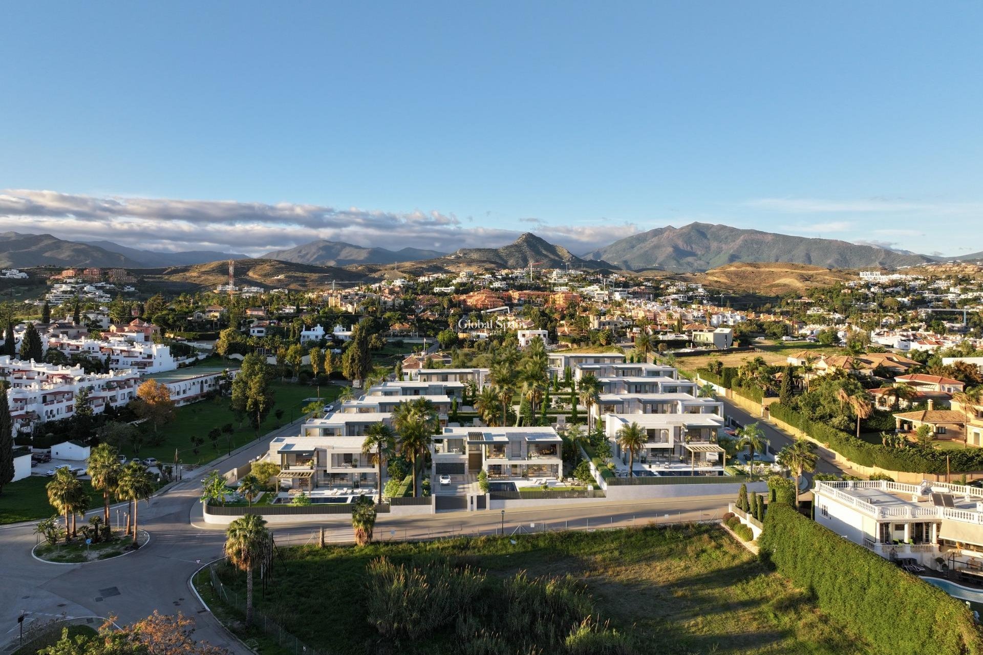 Nueva construcción  - VILLA -
ESTEPONA - Bel Air