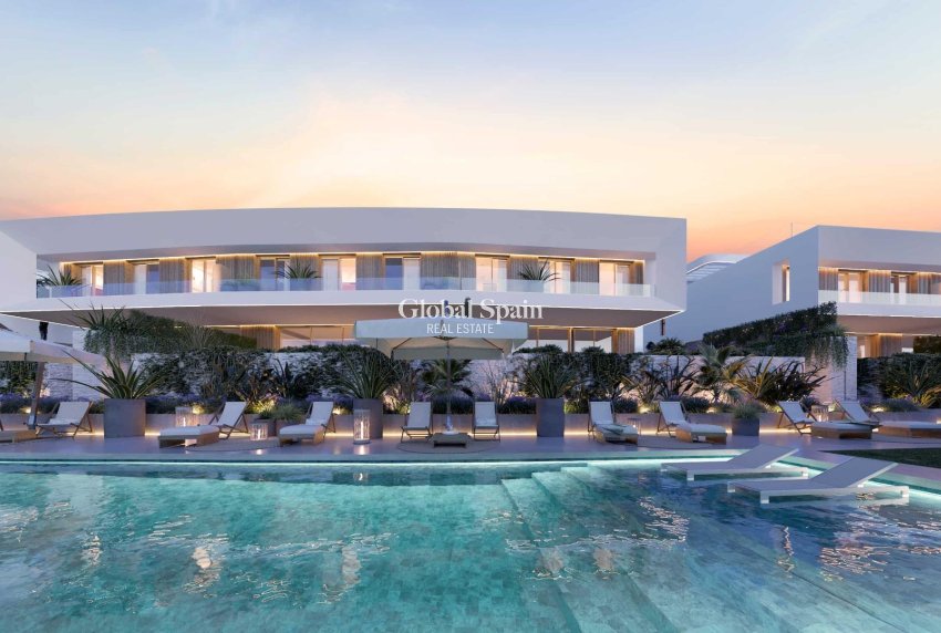 Nueva construcción  - VILLA -
ESTEPONA - El Paraiso Golf
