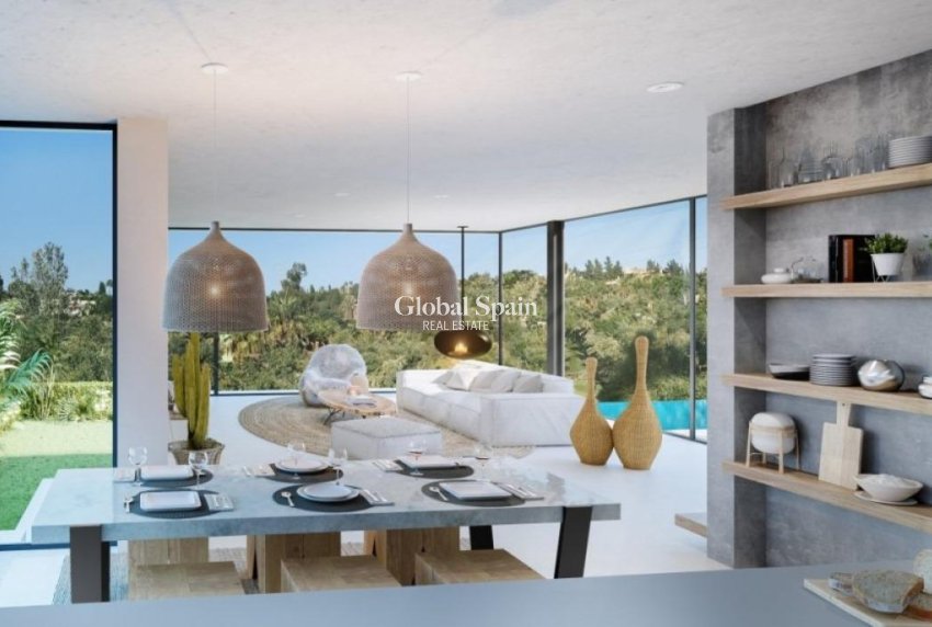 Nueva construcción  - VILLA -
ESTEPONA - El Paraíso