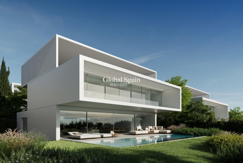 Nueva construcción  - VILLA -
ESTEPONA - Estepona Golf