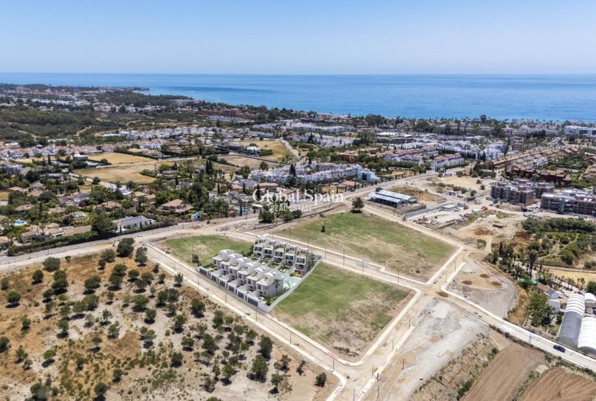 Nueva construcción  - VILLA -
ESTEPONA - Los Flamingos