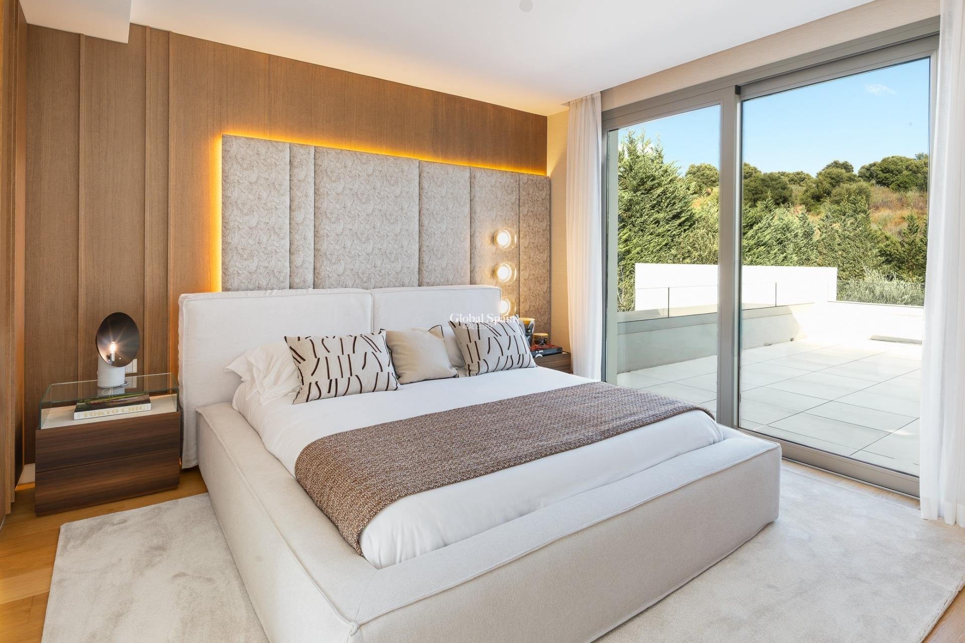 Nueva construcción  - VILLA -
ESTEPONA - Paraiso Alto