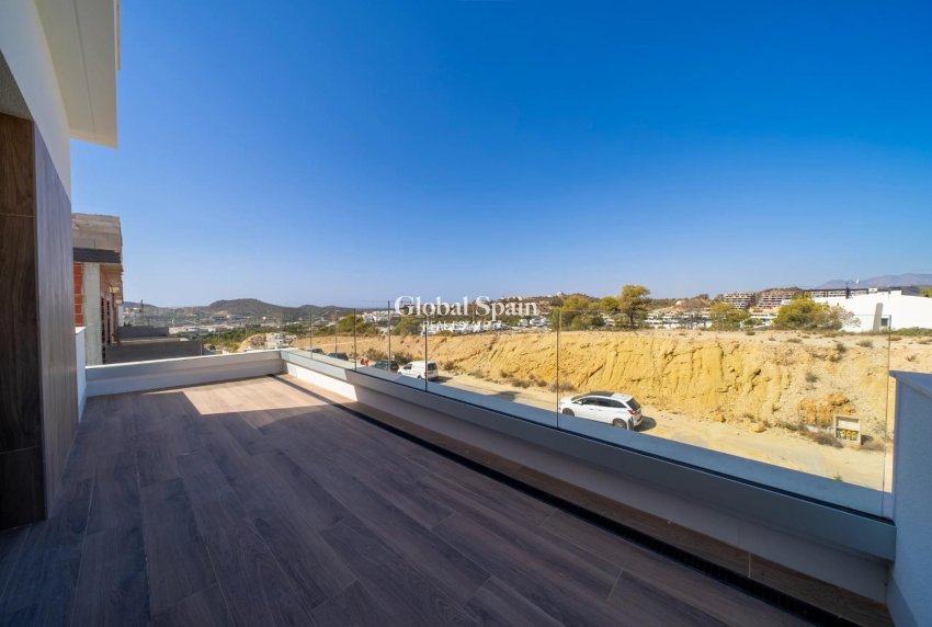 Nueva construcción  - Villa -
FINESTRAT