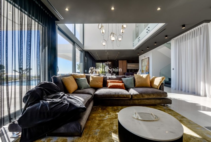 Nueva construcción  - Villa -
FINESTRAT