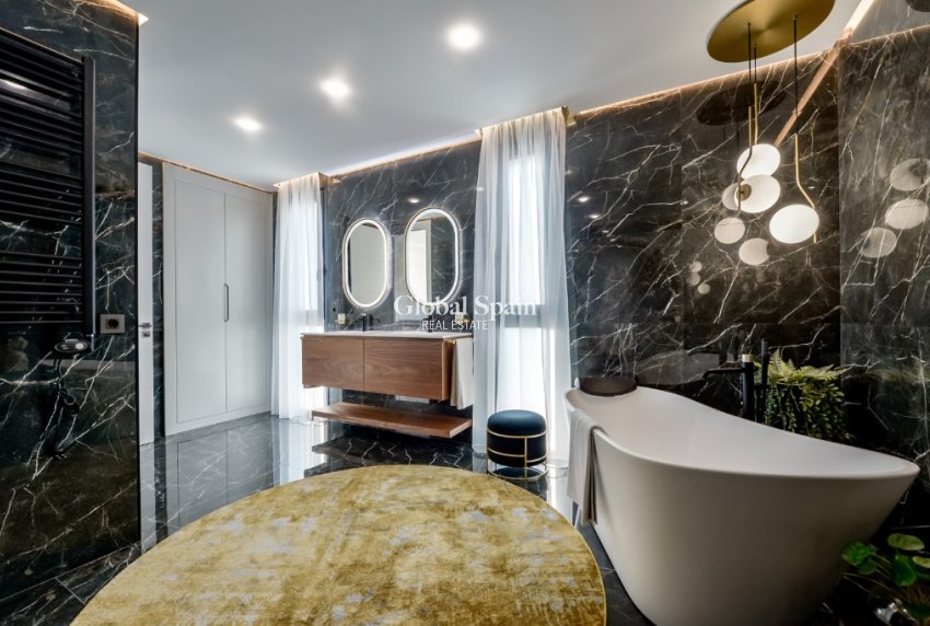 Nueva construcción  - Villa -
FINESTRAT