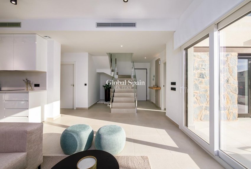 Nueva construcción  - VILLA -
FINESTRAT