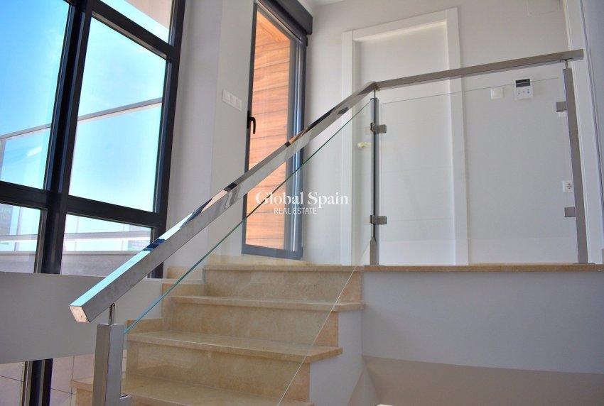 Nueva construcción  - Villa -
FINESTRAT