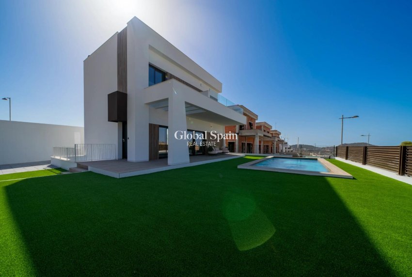 Nueva construcción  - Villa -
FINESTRAT