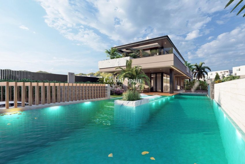 Nueva construcción  - VILLA -
FUENGIROLA - Las Lomas del Higueron