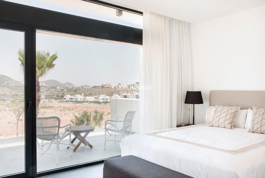 Nueva construcción  - VILLA -
LA MANGA DEL MAR MENOR