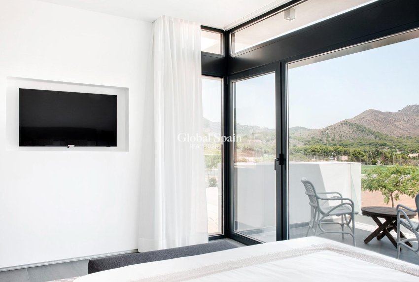 Nueva construcción  - VILLA -
LA MANGA DEL MAR MENOR