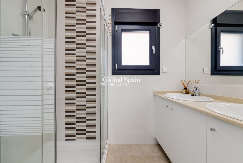 Nueva construcción  - Villa -
LA MATA