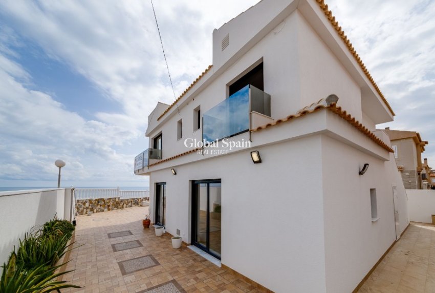 Nueva construcción  - Villa -
LA MATA