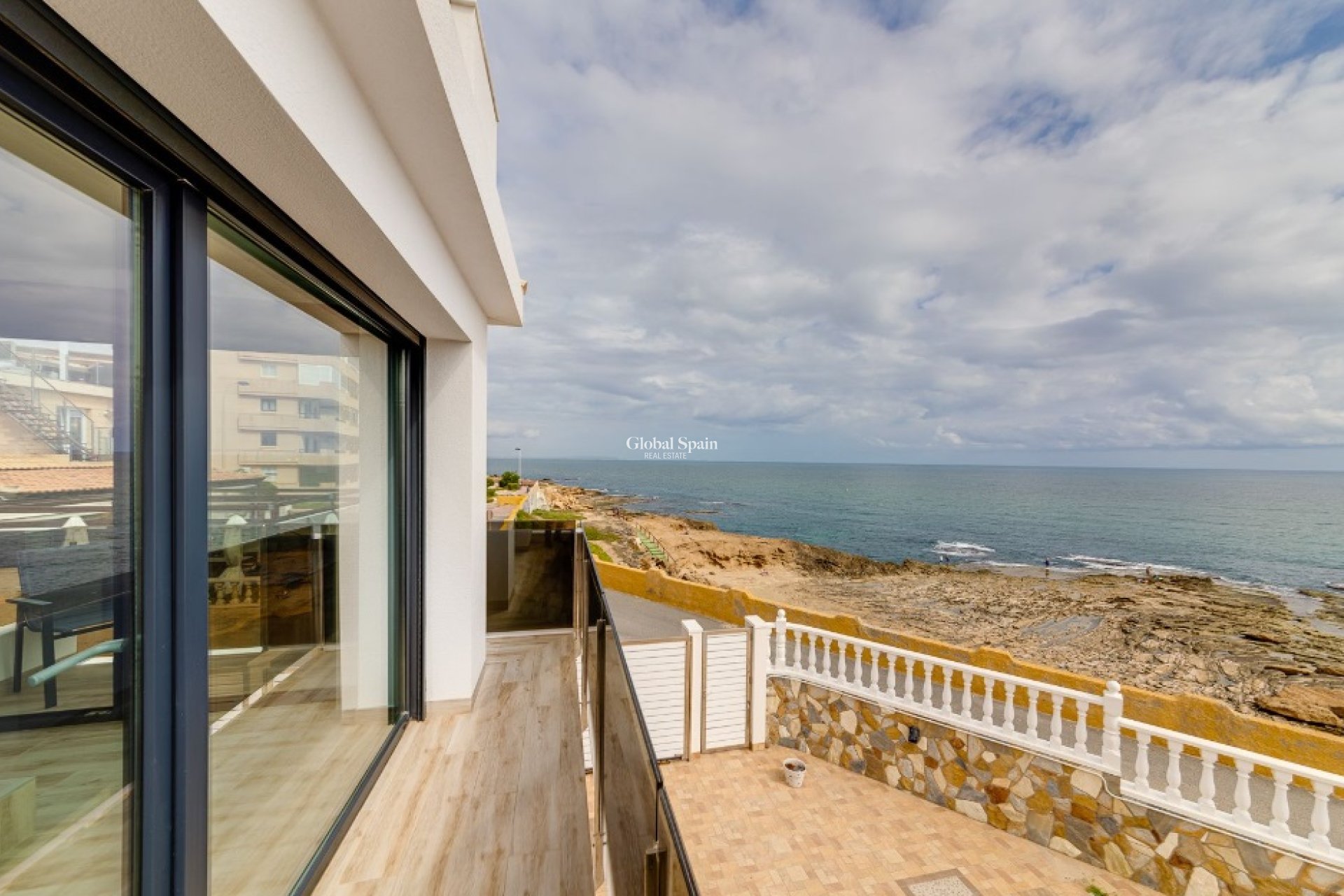 Nueva construcción  - Villa -
LA MATA