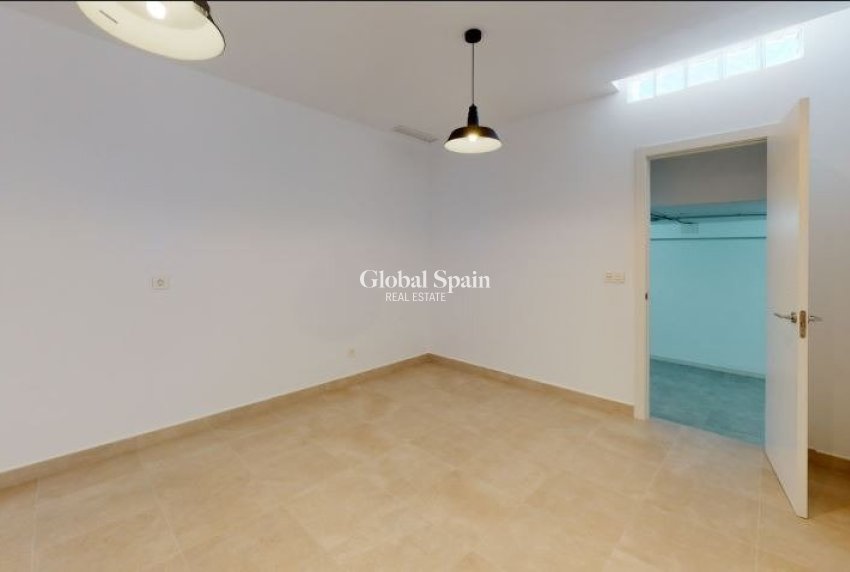 Nueva construcción  - VILLA -
LA NUCÍA - Urb. Don Mar