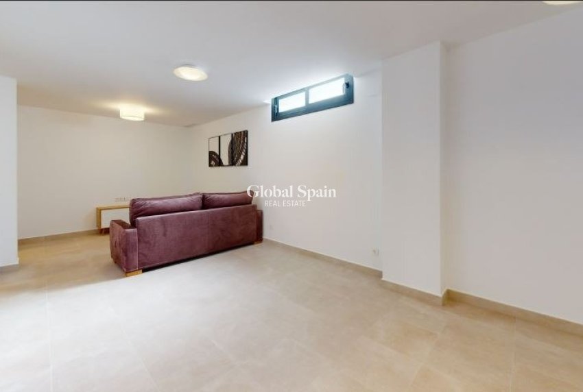 Nueva construcción  - VILLA -
LA NUCÍA - Urb. Don Mar