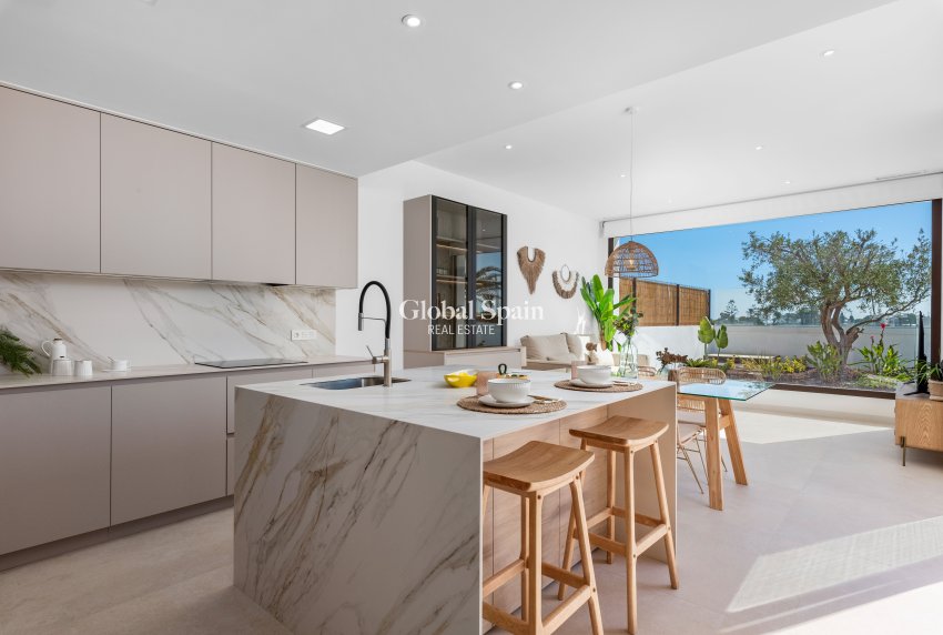 Nueva construcción  - Villa -
LOS ALCÁZARES - LA SERENA GOLF