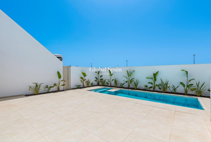 Nueva construcción  - VILLA -
LOS ALCÁZARES