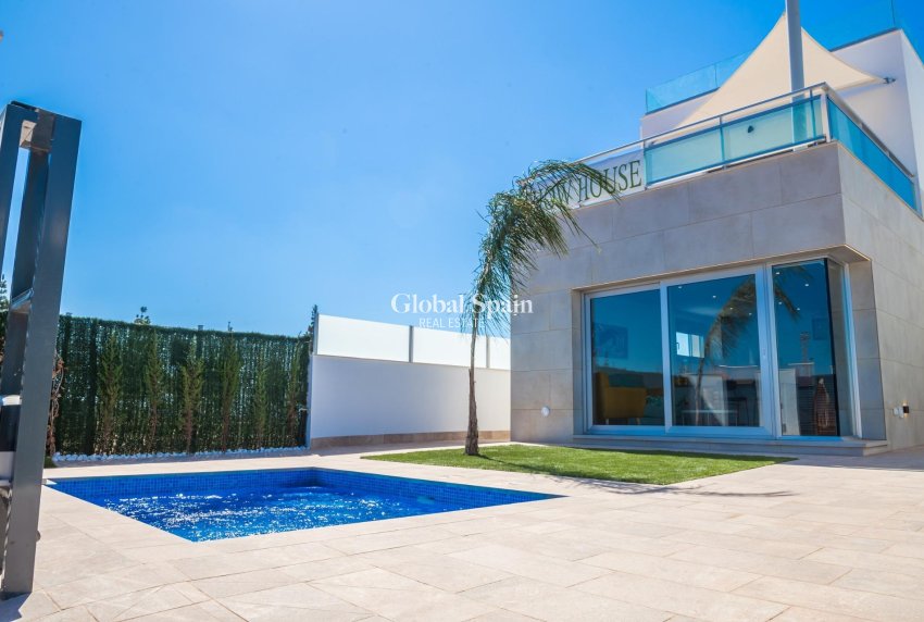Nueva construcción  - VILLA -
LOS ALCÁZARES