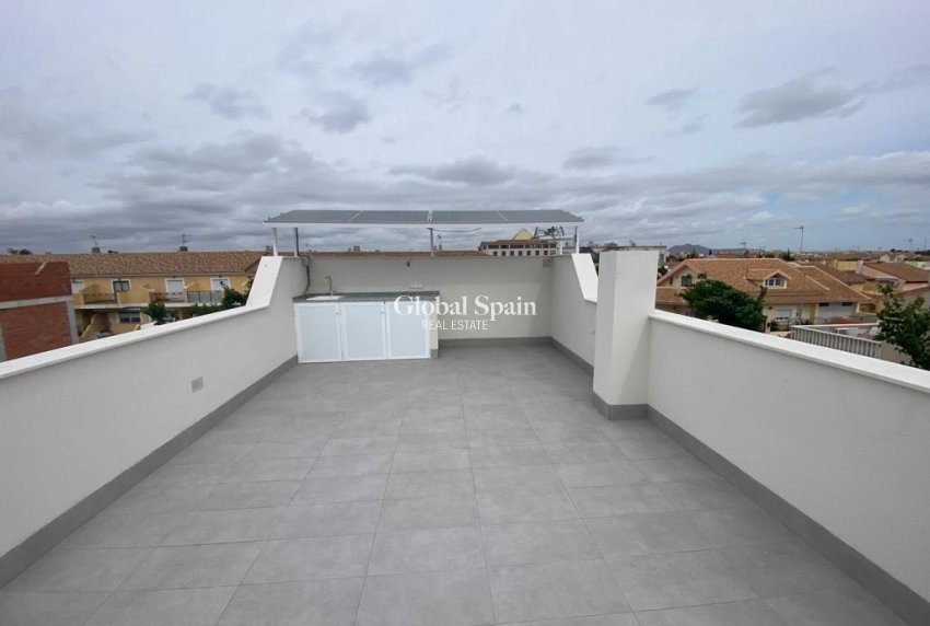 Nueva construcción  - VILLA -
LOS ALCÁZARES