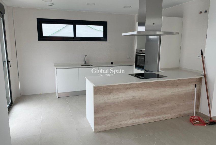 Nueva construcción  - VILLA -
MANILVA - La Duquesa