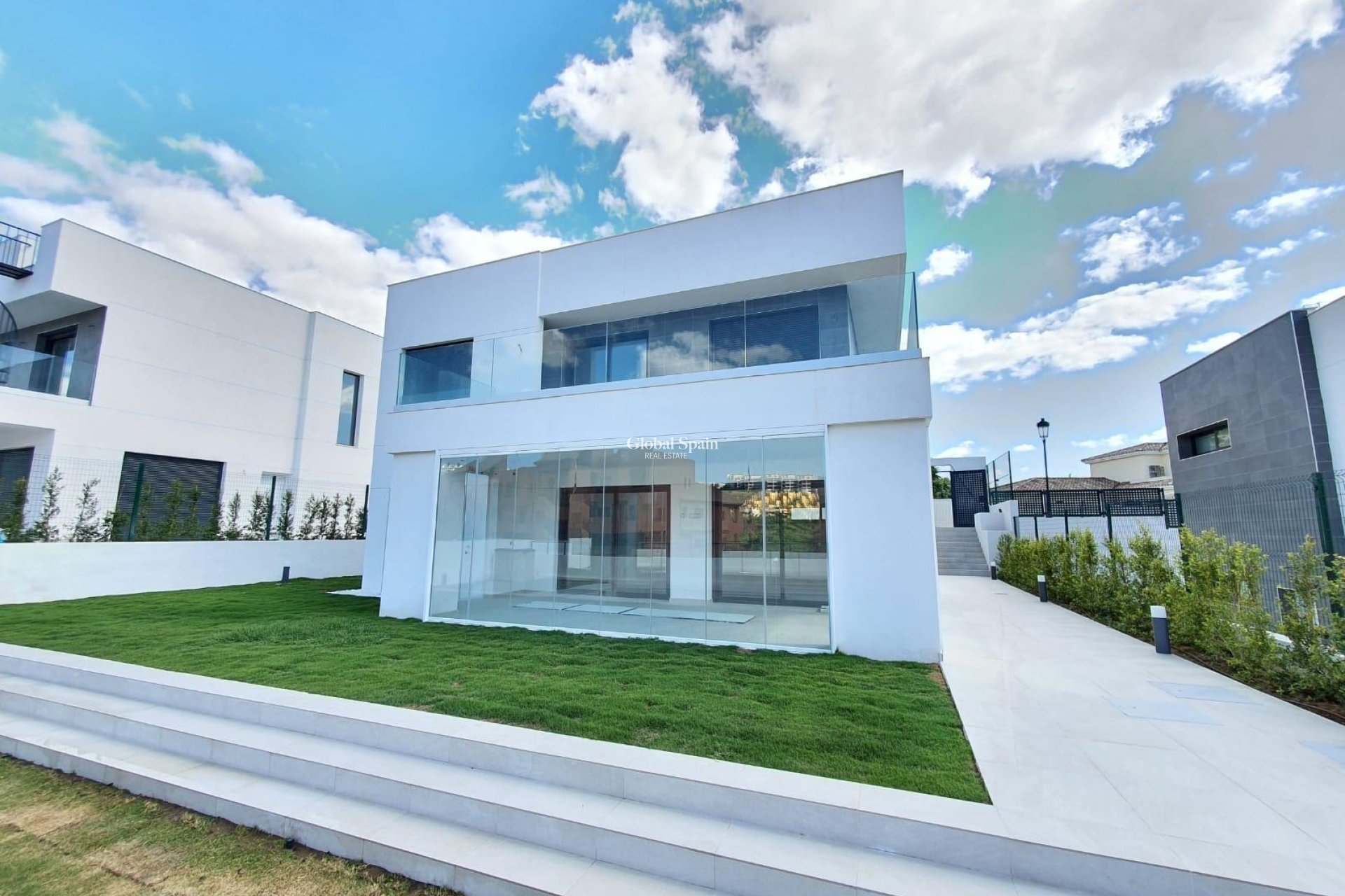 Nueva construcción  - VILLA -
MANILVA - La Duquesa